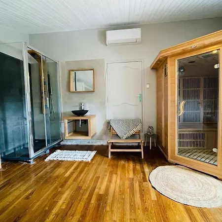 Les Hauts Du Marquet - Meublé De Tourisme 5 Etoiles - De Groupe 15 Personnes En Cévennes - Piscine à Débordement - Balnéo - Sauna - Nature Casa vacanze *