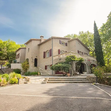 Casa vacanze Les Hauts Du Marquet - Meublé De Tourisme 5 Etoiles - De Groupe 15 Personnes En Cévennes - Piscine à Débordement - Balnéo - Sauna - Nature Saint Jean du Pin